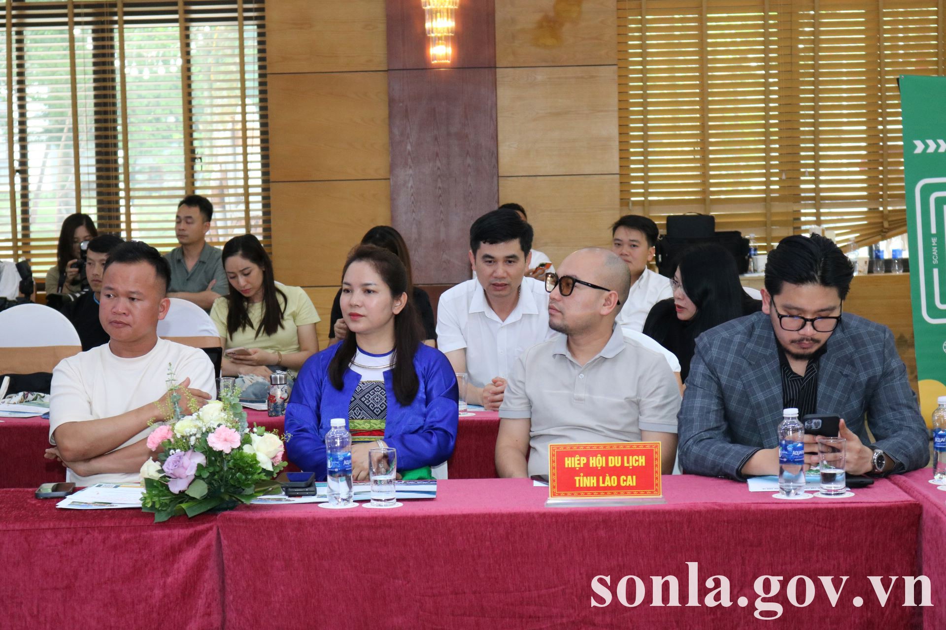anh tin bai